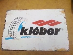 Kleber metallikyltti