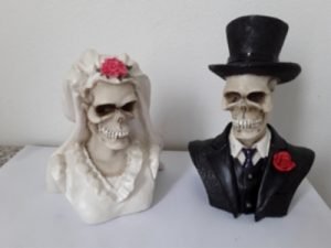 Pääkallo Hääpari figuuri