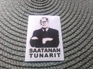 Saatanan Tunarit tarra