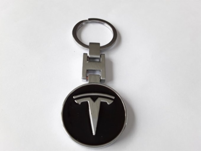 Tesla avaimenperä